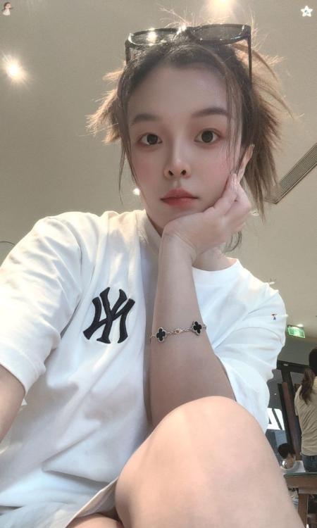 光谷服务系小御姐