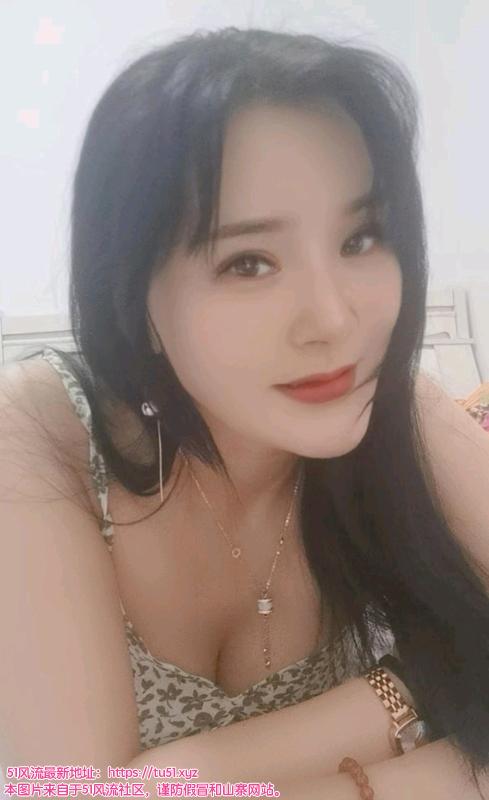 霓虹小米儿