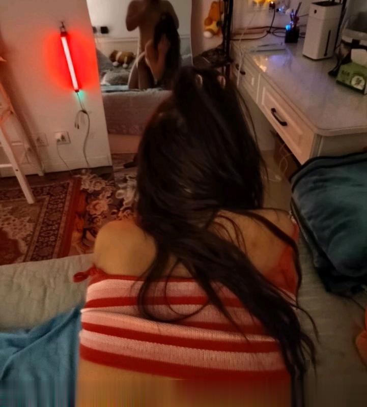 天然美胸少妇