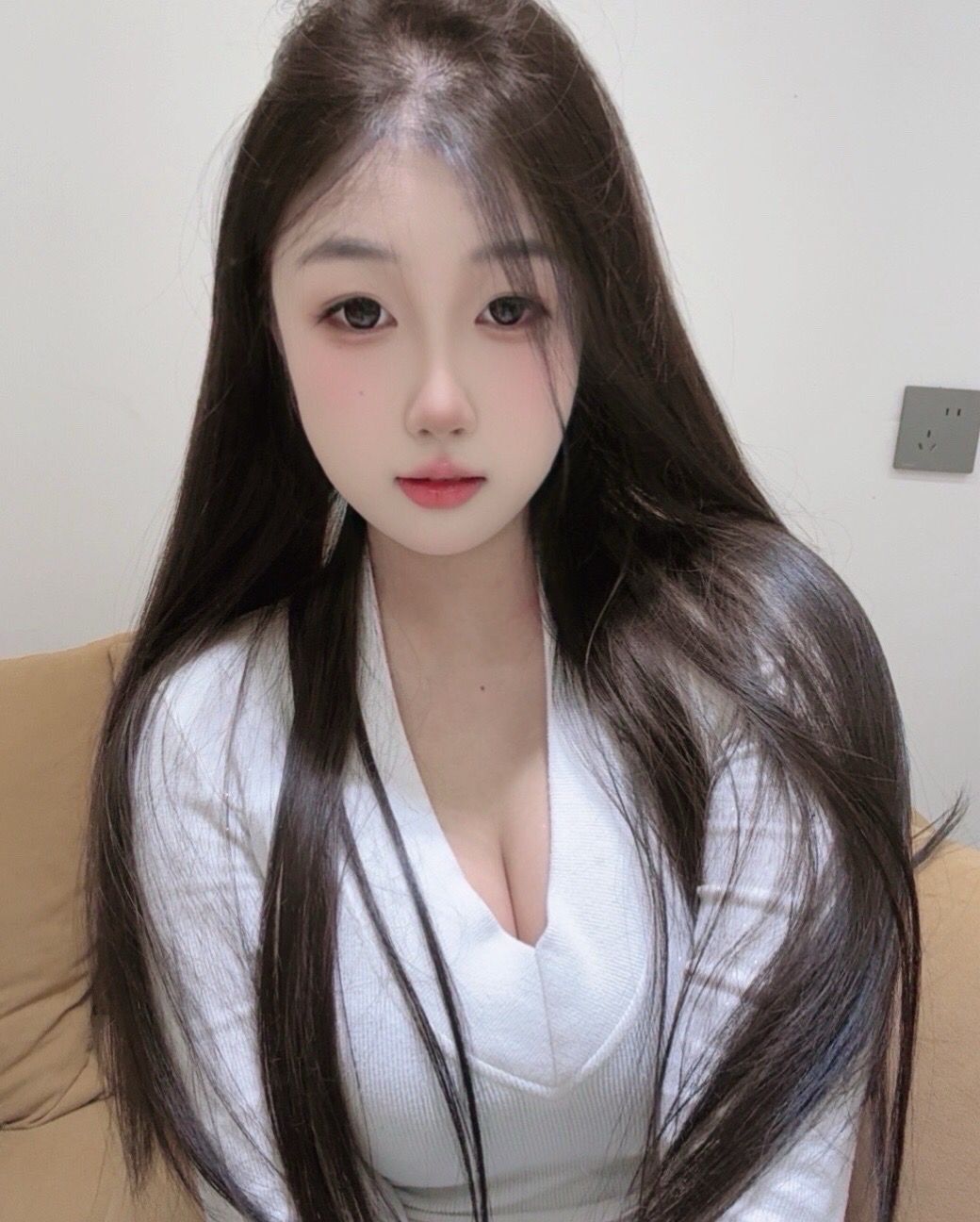 包河颜射大胸小嫩妹