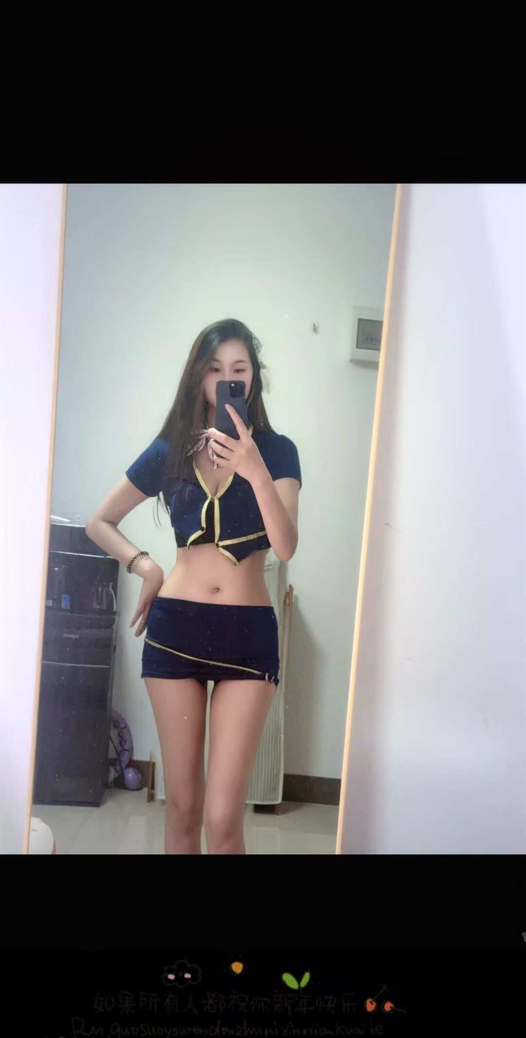 服务型性感美女