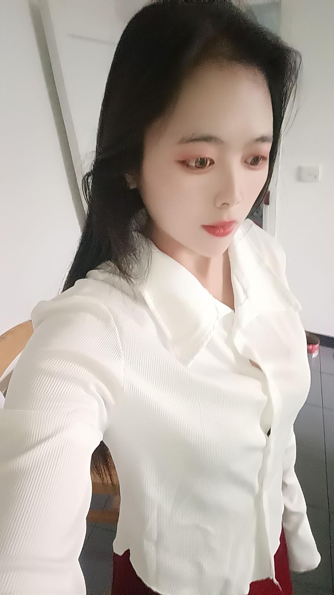 少数民族个人兼职单身妹妹